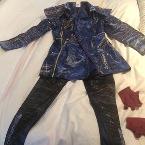 The Descendants Evie costume size 7/8